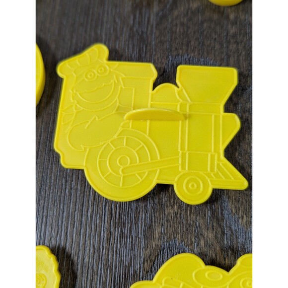 VTG Wilton Sesame Street Going Places Cookie Cutters Ernie Bert Big Bird Grover - Picture 5 of 11